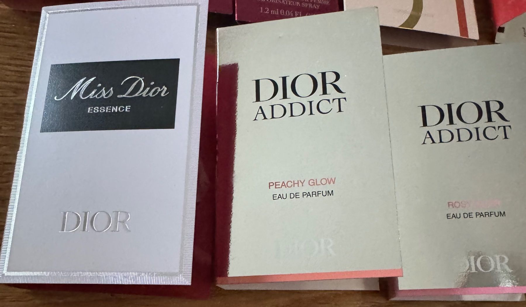 Parfums & Eau de Toilette: Parfüm Muster Set – Neuf (Voir description) à Herzogenbuchsee par zukerka 1