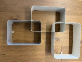 Wandregal Design weiss/grau Metall modern guter Zustand