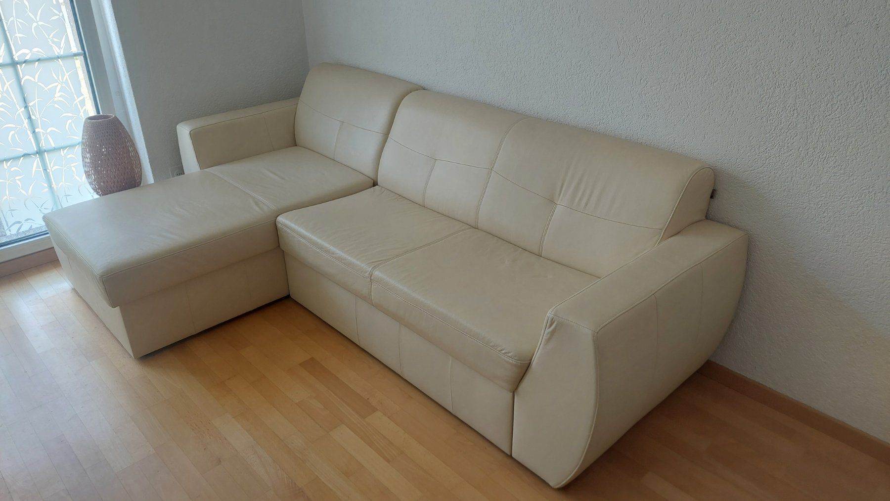 Sofas: Leder Bettsofa – D'occasion à Strengelbach par pete_2025 2