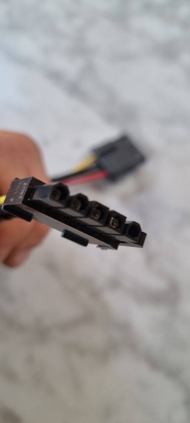 Kabel: PC-Stromkabel, Adapter von HDD auf Molex 4-polig – Neu (gemäss Beschreibung) aus Bern von mowgly3000 2