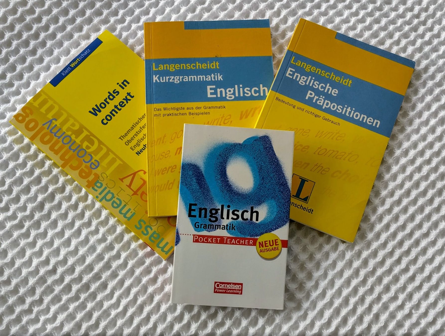 Libri: 4 x Grammatik, Wortschatz, Beispielsätze Englisch – Usato da Zürich venduto da Mokile