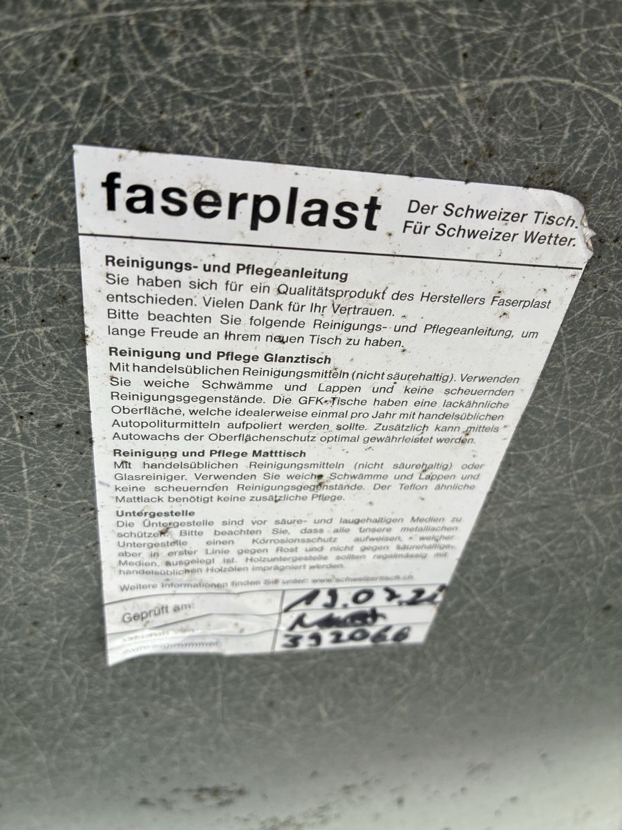 Tavoli: Outdoortisch FASERPLAST  – Usato da Bleienbach venduto da Ensip 5