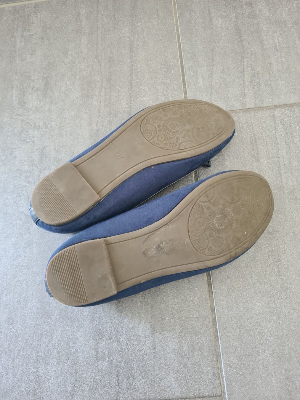 Schuhe für Mädchen: Mädchen Ballerinas blau gr.37 – Gebraucht aus Mezzovico von maemy 2