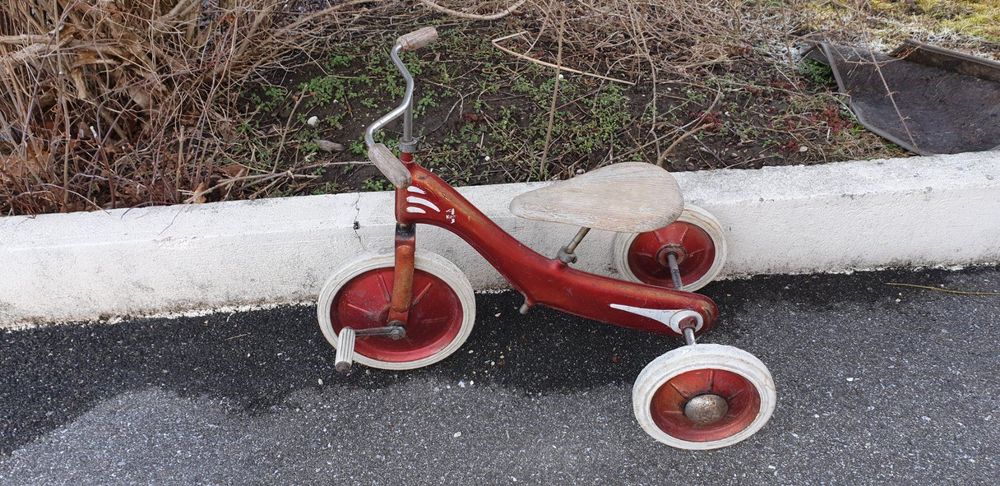 ANCIEN JOUET / Tricycle Velo Enfant Marque Judez Rodeo - EUR 50,00 - FR