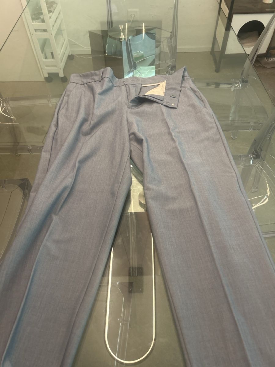 Mango Pantaloni: Pantaloni eleganti donna MANGO – Usato da Sorengo venduto da ale_9fk6 1