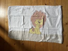 Süsser Kinderbettbezug mit Löwenmotiv