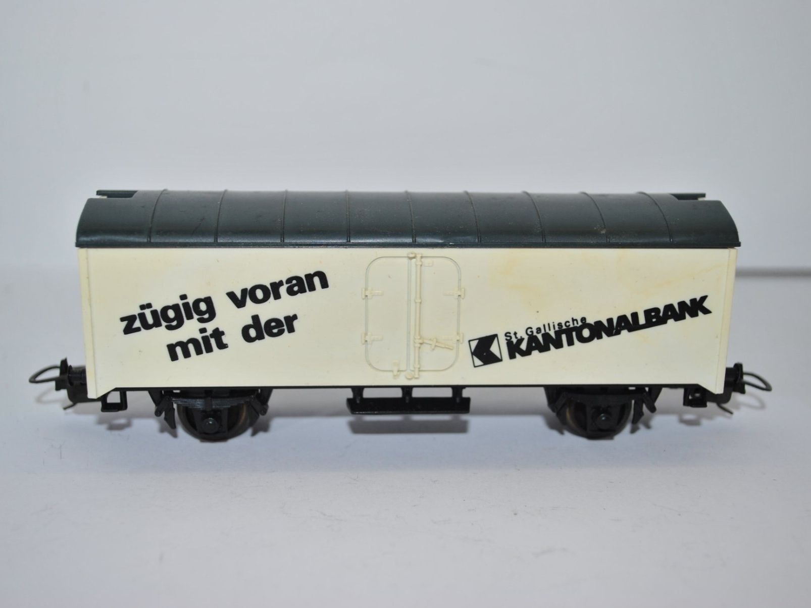Lima Modellini di ferrovie: Lima Werbewagen (ERL095) – Usato da Aarwangen venduto da Bahnsupport