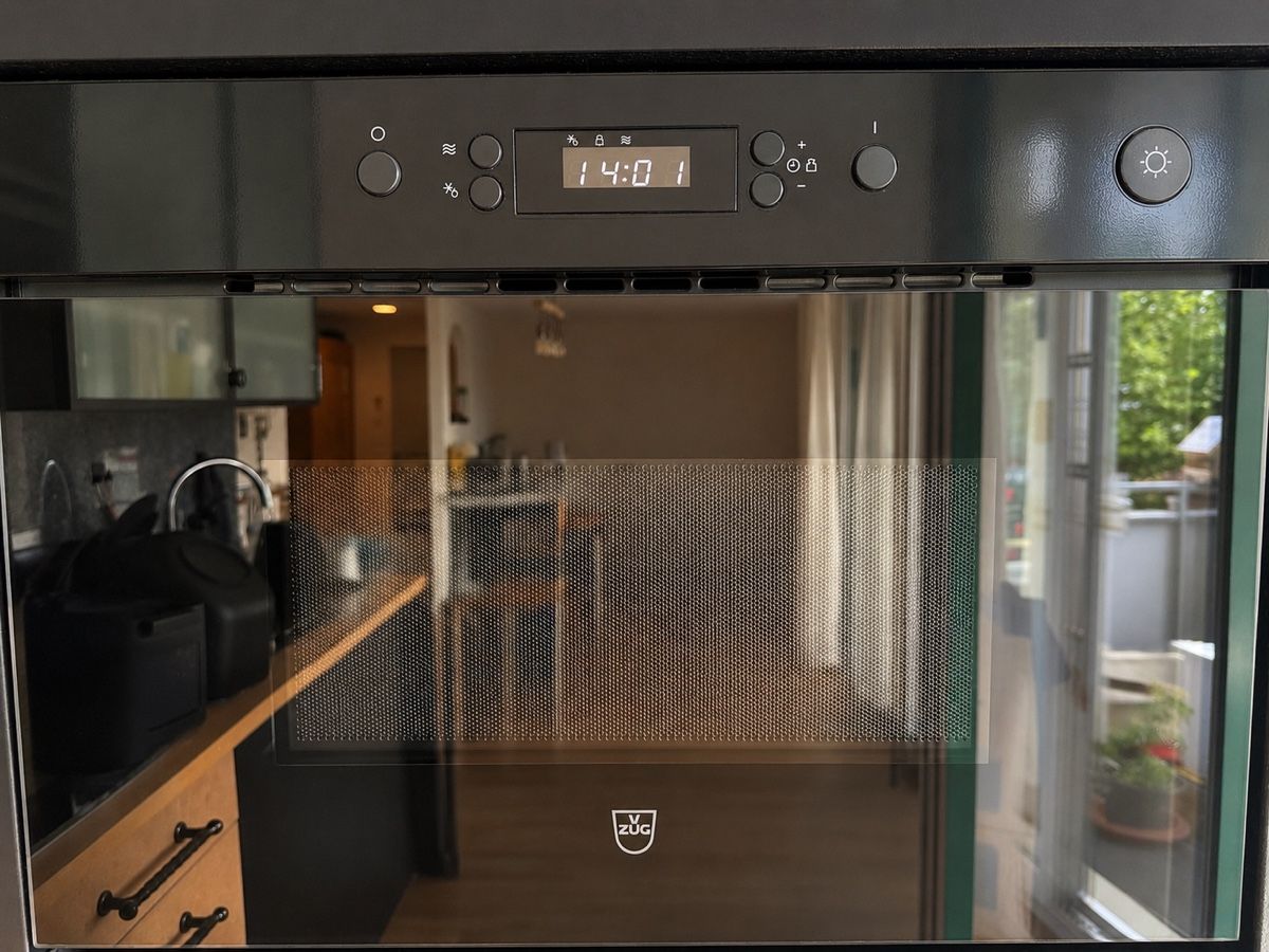 V-Zug Backöfen: Backofen V-ZUG Combair V600 Baujahr 2020 – Gebraucht aus Uhwiesen von iammusician