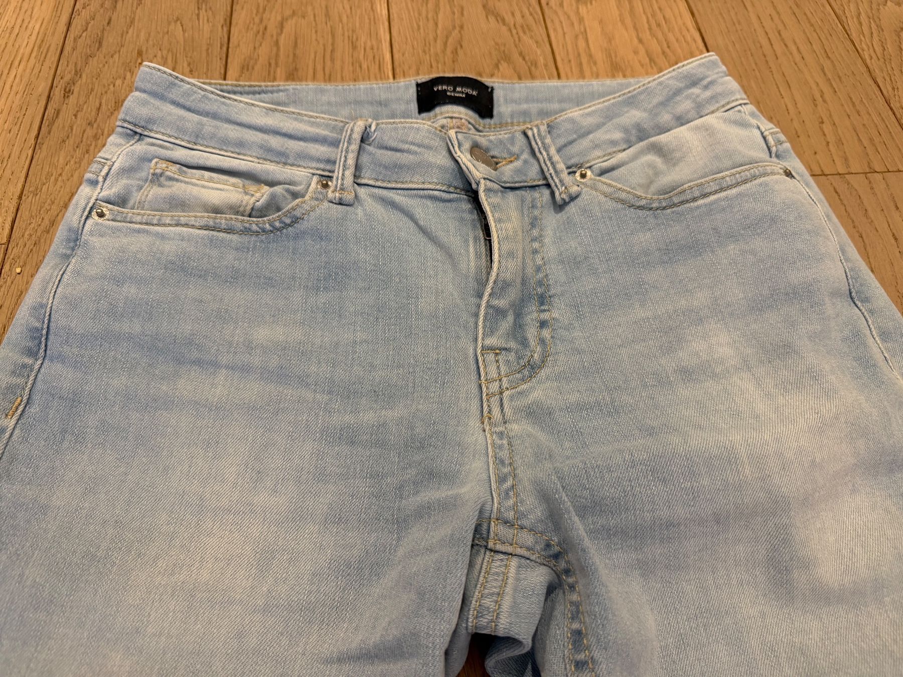 Vero Moda Jeans: Jeans Gr. S/30 Vero Moda – Nuovo (secondo la descrizione) da Wiesendangen venduto da gefion99 1