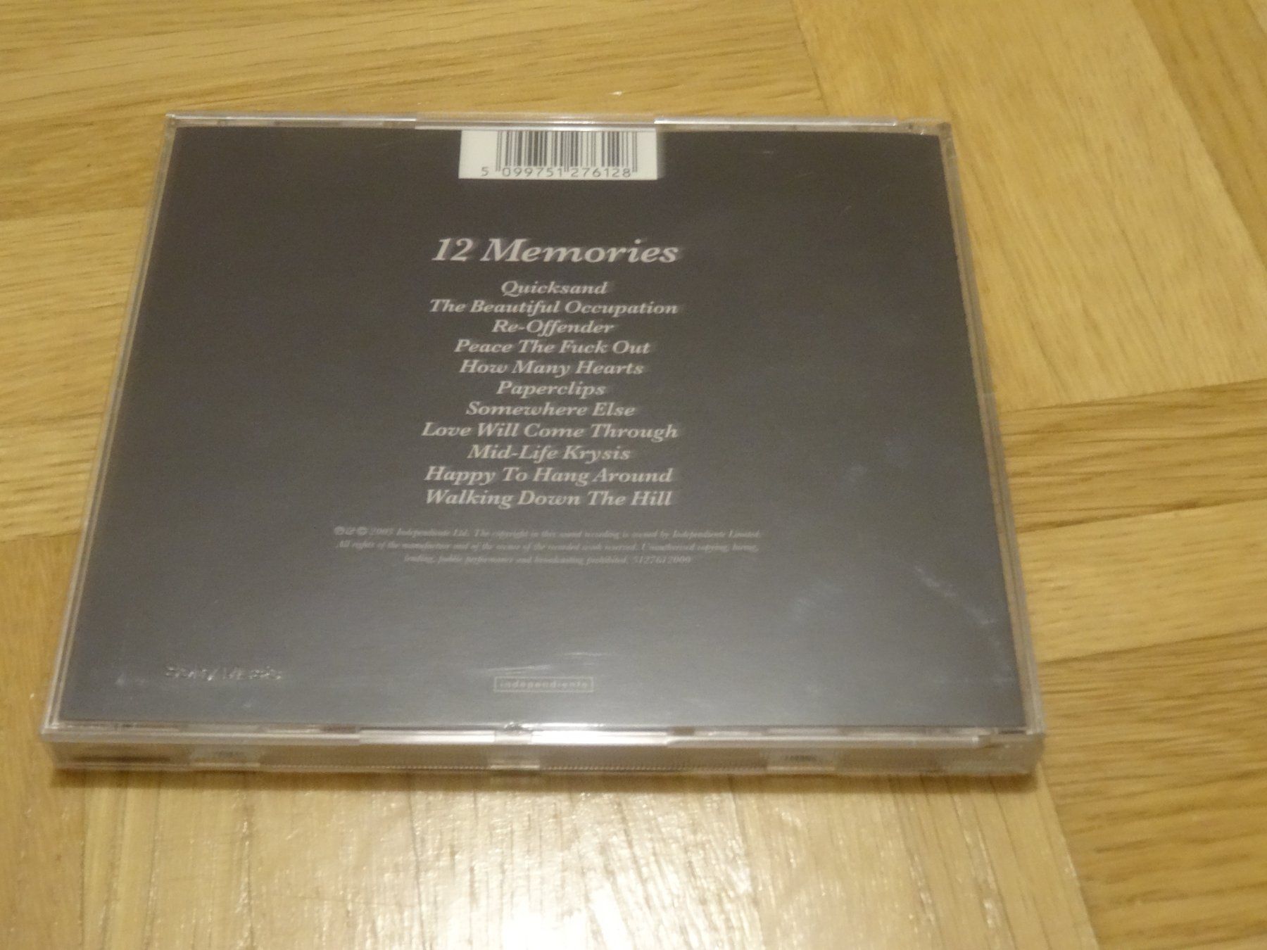 CDs: Travis - 12 Memories CD – Gebraucht aus Olten von Disc-Ausverkauf 1