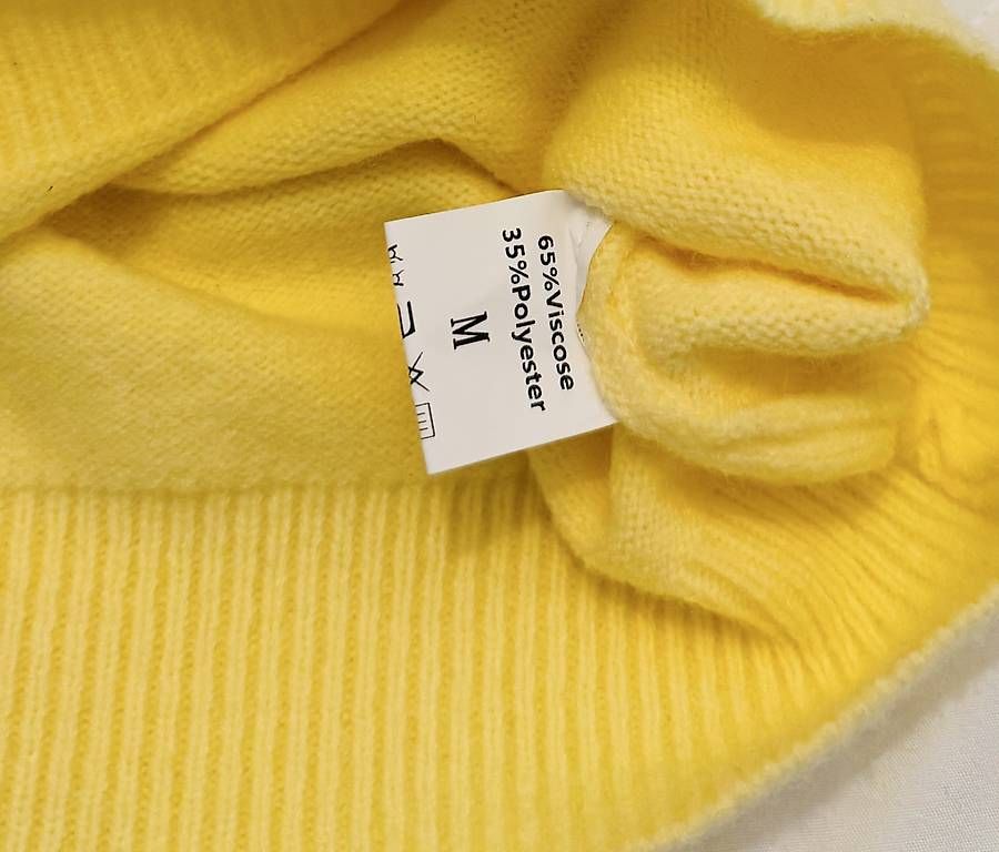 Jacken:     Neue Strickjacke M – Gebraucht aus Illnau von Fakiraa 2