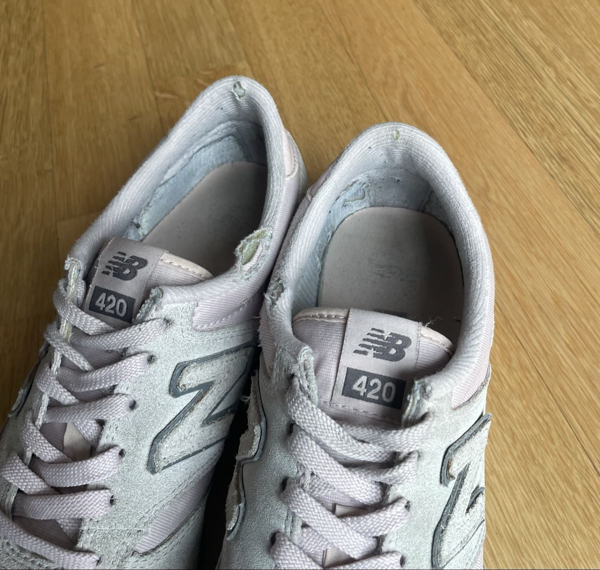 New Balance Herrenschuhe: rosa/graue New Balance 420, Gr 41.5 – Gebraucht aus Bern von AnnaS13 2