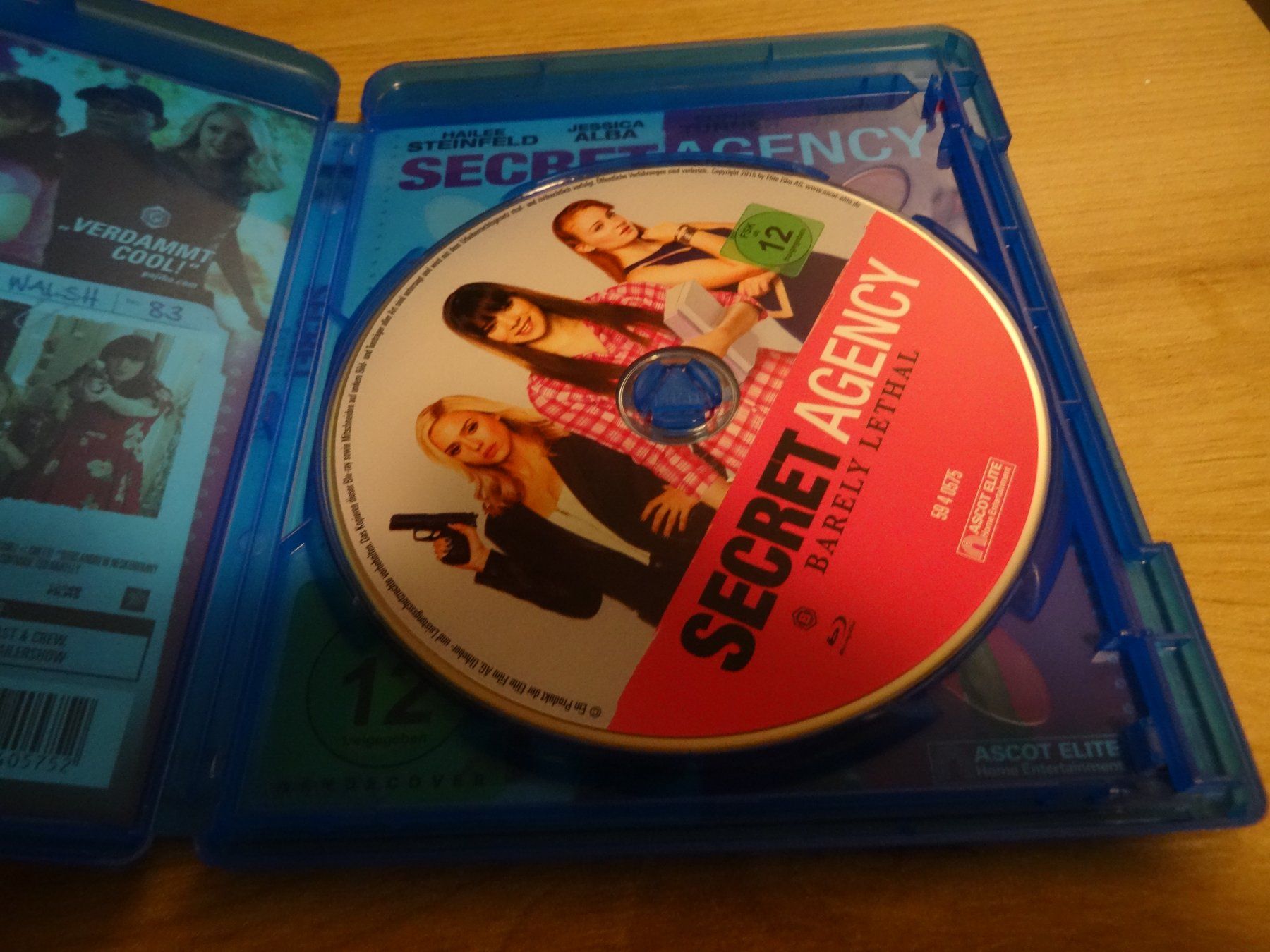 Alle DVDs: Blu-ray Secret Agency Barely Lethal – Gebraucht aus Olten von Disc-Verkauf 1