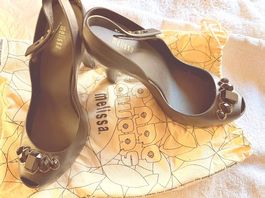 Melissa chaussures à talons noirs ornées de bijoux taille 39