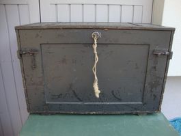 Militär Büroschrank mit Schlüssel