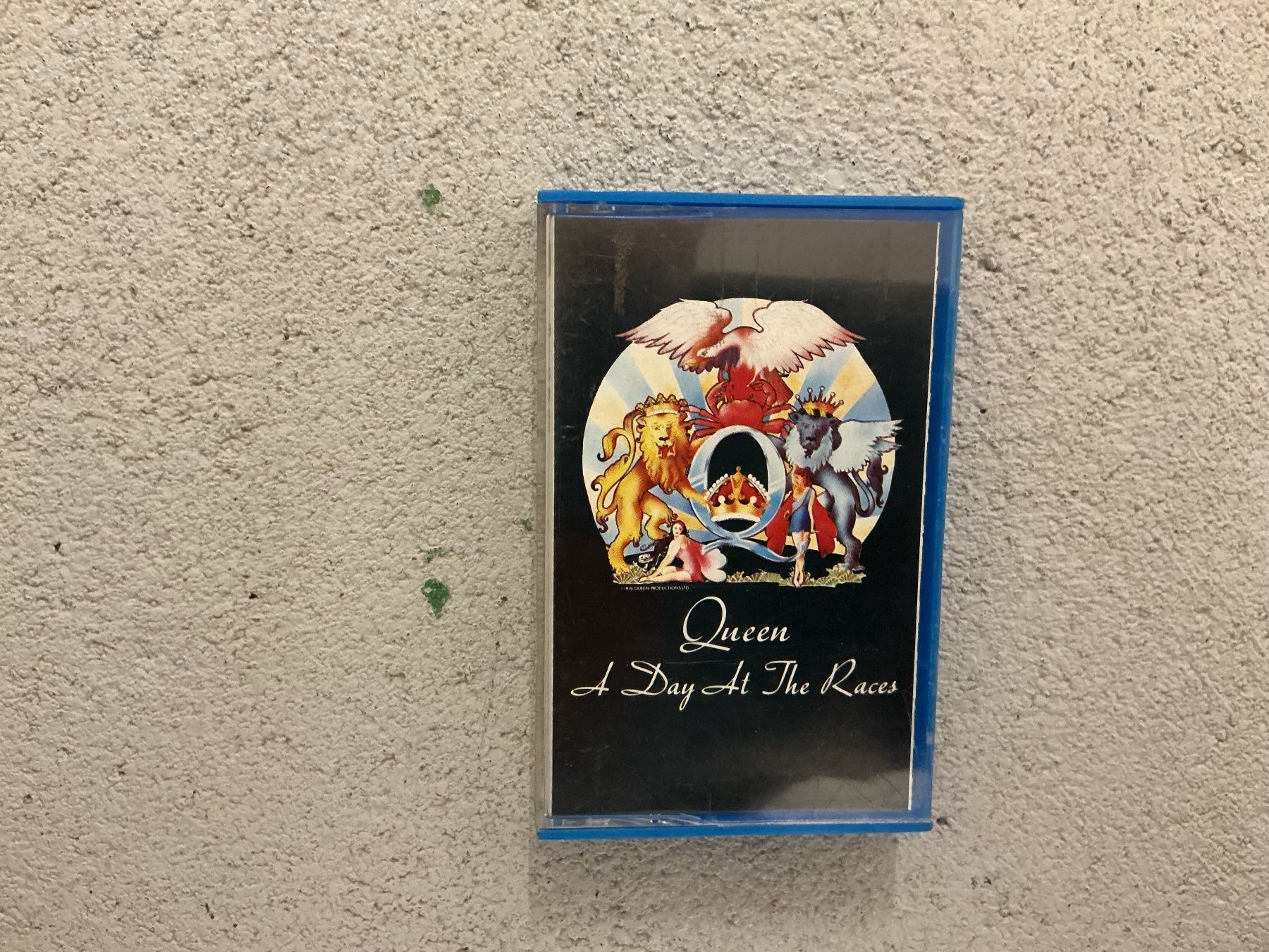 Musicassette: Queen - A Day At The Races MC – Usato da Winterthur venduto da Tumko_7_Vinyl