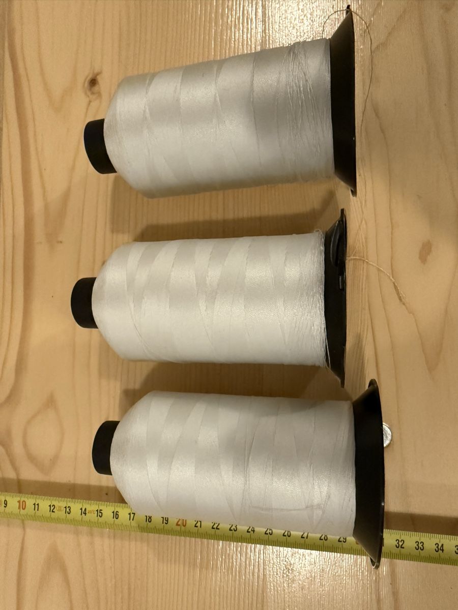 Macchine da cucire: 3X Coats Trident S103 Tkt040 Sewing Thread 3000m - Durable! – Nuovo (secondo la descrizione) da Zürich venduto da David.1 5
