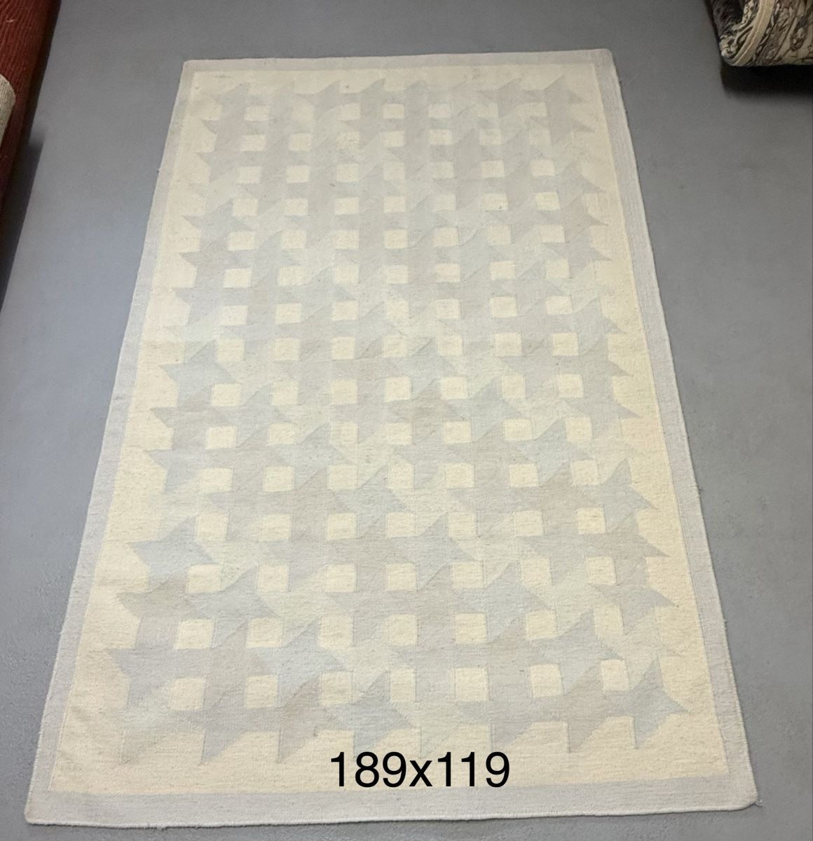 Teppiche: Handgewebter Orientteppich geometrisch Muster 189x119 cm – Gebraucht aus Büron von Filadefia-888 1