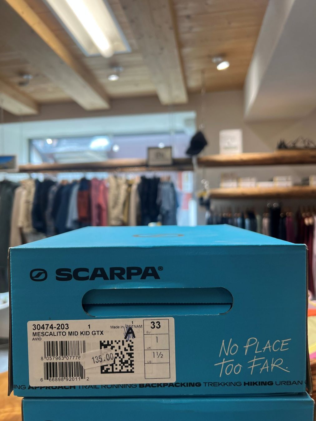 Scarpa Chaussures garçon: Scarpa Mescalito Mid GTX Kinder Wanderschuhe Grösse 33 – Neuf avec emballage d'origine à Andermatt par Alpin-Outlet 2