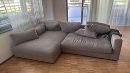 Gemütliches Ecksofa in grau - Ideal für dein Wohnzimmer!