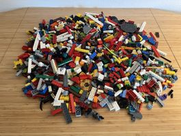 LEGO® Konvolut – ca. 1,8 kg – überwiegend Original LEGO