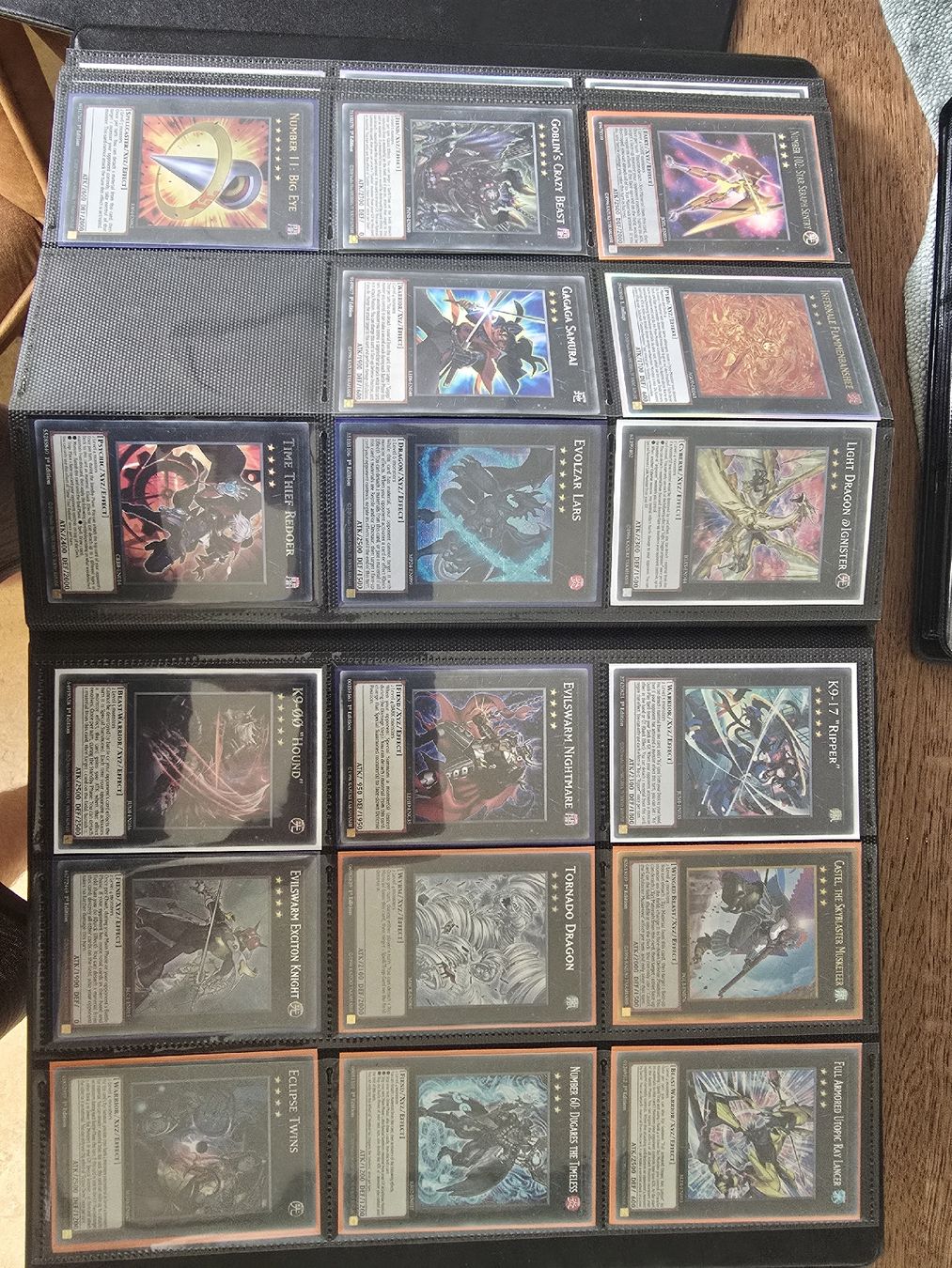 Yugioh Carte collezionabili: Yugioh zwei fast volle Binder mit Stapels – Usato da Steffisburg venduto da Stonee97 3