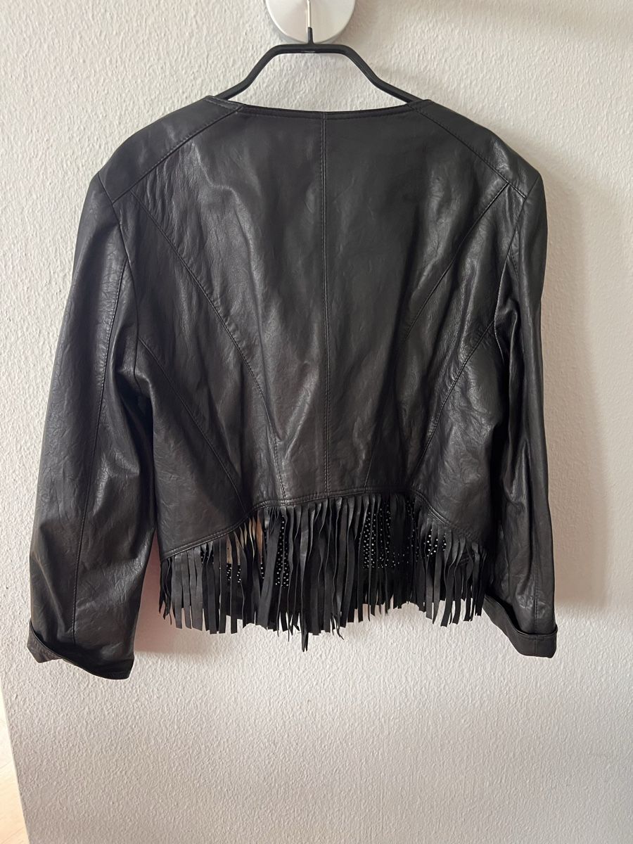 Marc Cain Giacche: Kurze Lederjacke Marc Cain, Gr. 4, schwarz mit Fransen – Usato da Solothurn venduto da Brini06 4
