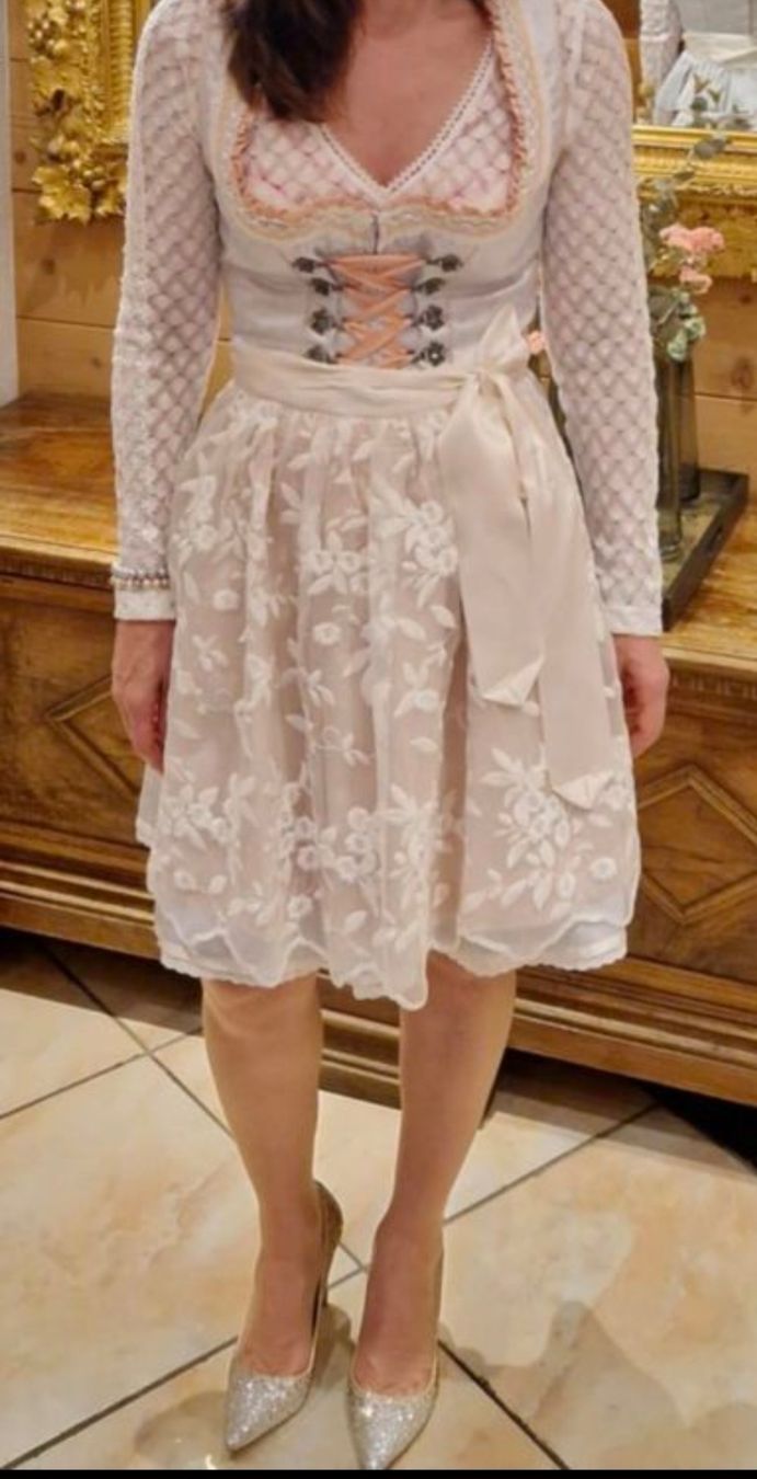 Krüger Vestiti: KRÜGER Dirndl Gr. 36 – Usato da Gommiswald venduto da Cyndi5 1