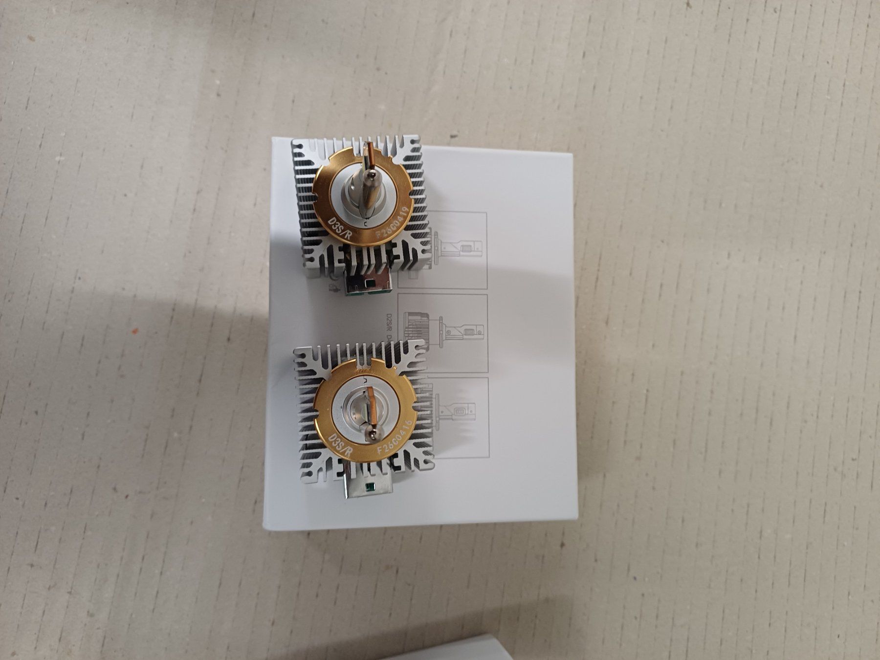 Fari: D3S Led neu – Usato da Oensingen venduto da smi_s5cm 5