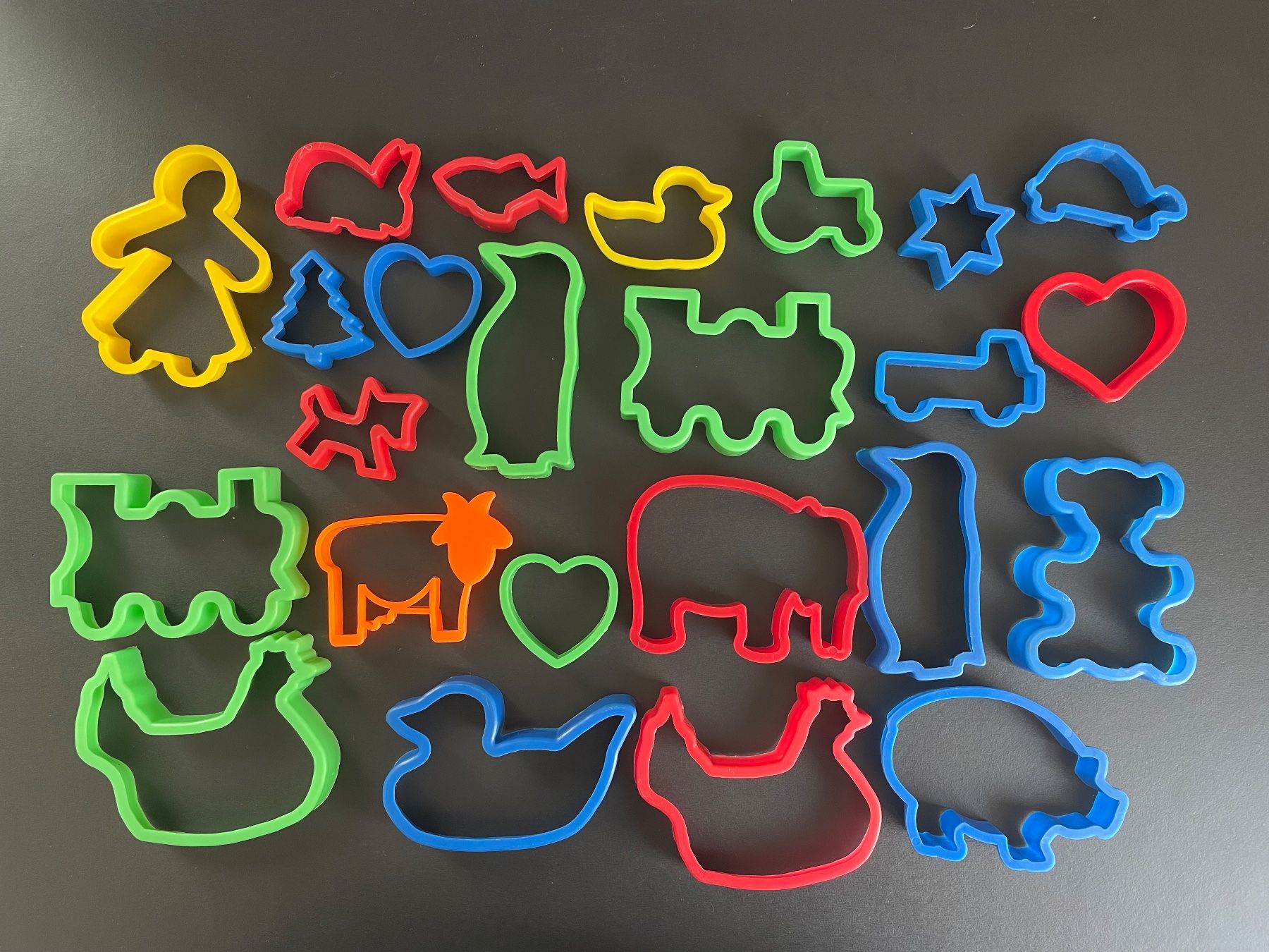 Backformen: Ausstechförmchen Set – Gebraucht aus Richterswil von Jolipoisson