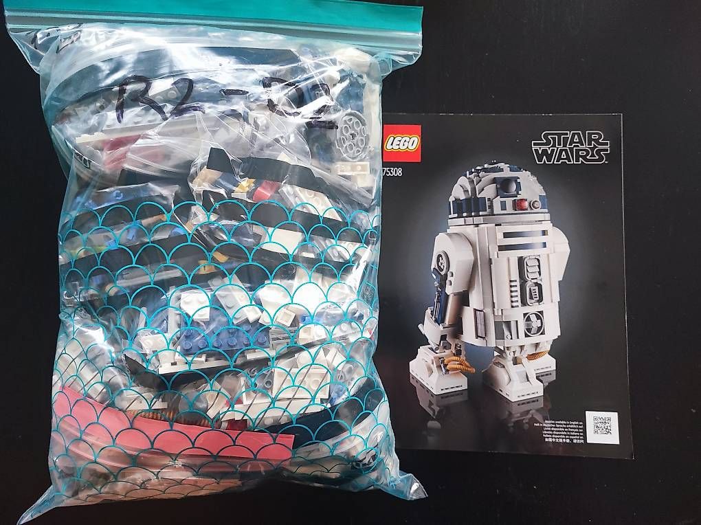 Lego Baukästen: Lego 75308 R2-D2 – Gebraucht aus Ebikon von sarinalang 1