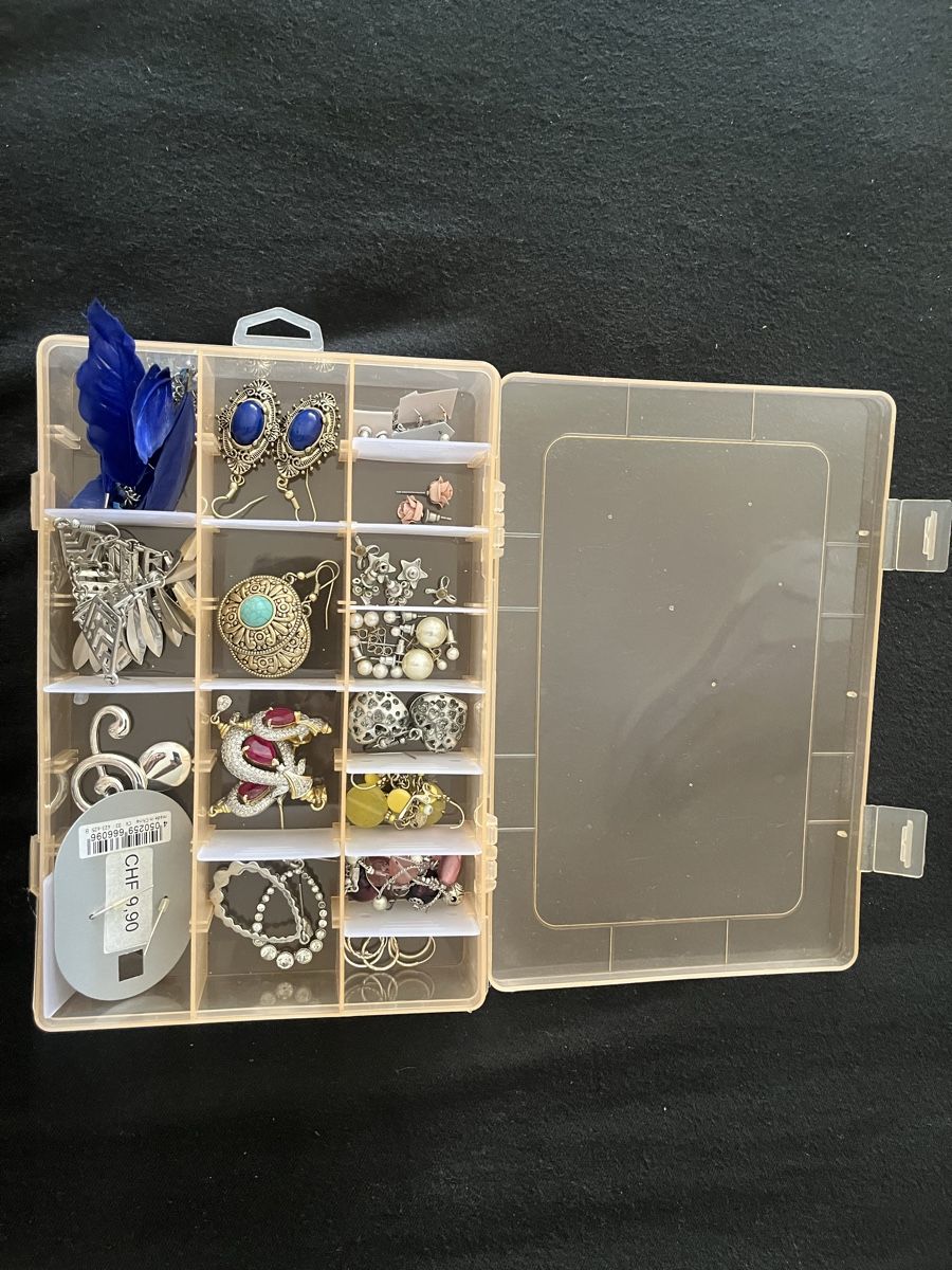 Sonstiger Schmuck: Schmuckbox mit diversen Schmuckstücken – Neu (gemäss Beschreibung) aus Olten von sae_82z2 7