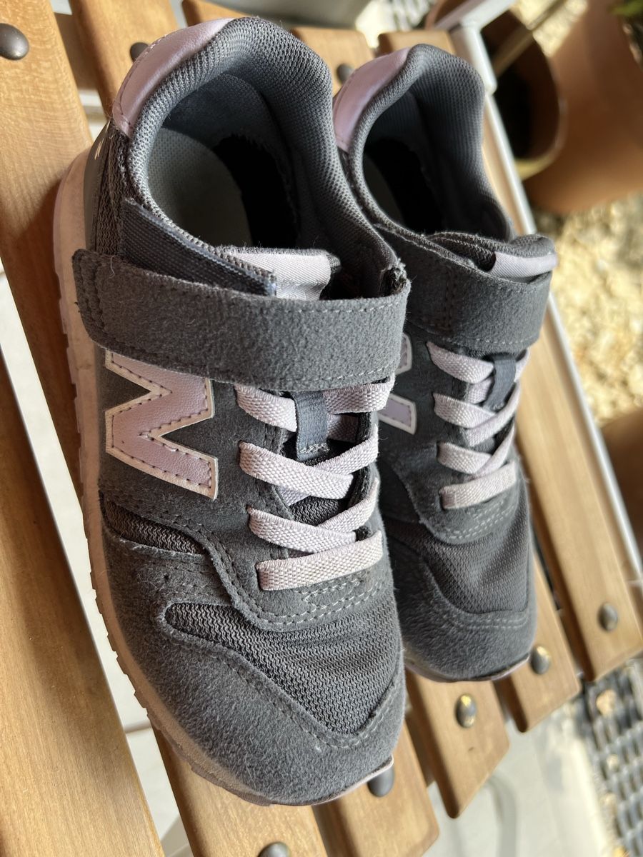 New Balance Schuhe für Mädchen: New Balance Sneakers Mädchen Gr.31 – Gebraucht aus Eglisau von yd55 1