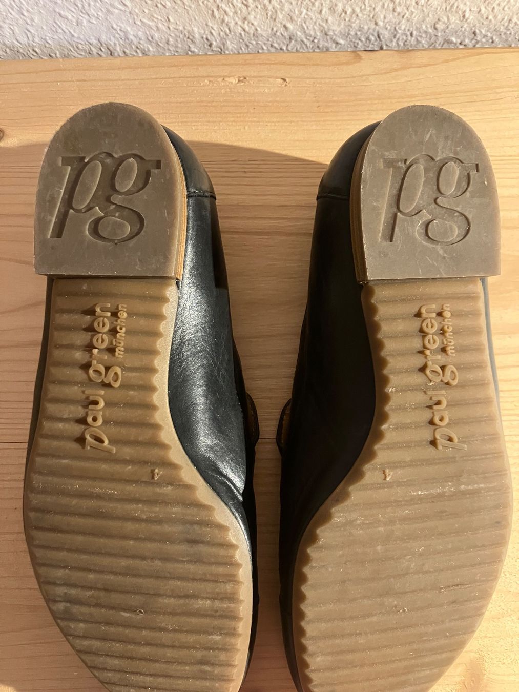 Paul Green Chaussures femmes: Slipper schwarz – D'occasion à Luzern par ver_xb7p 1
