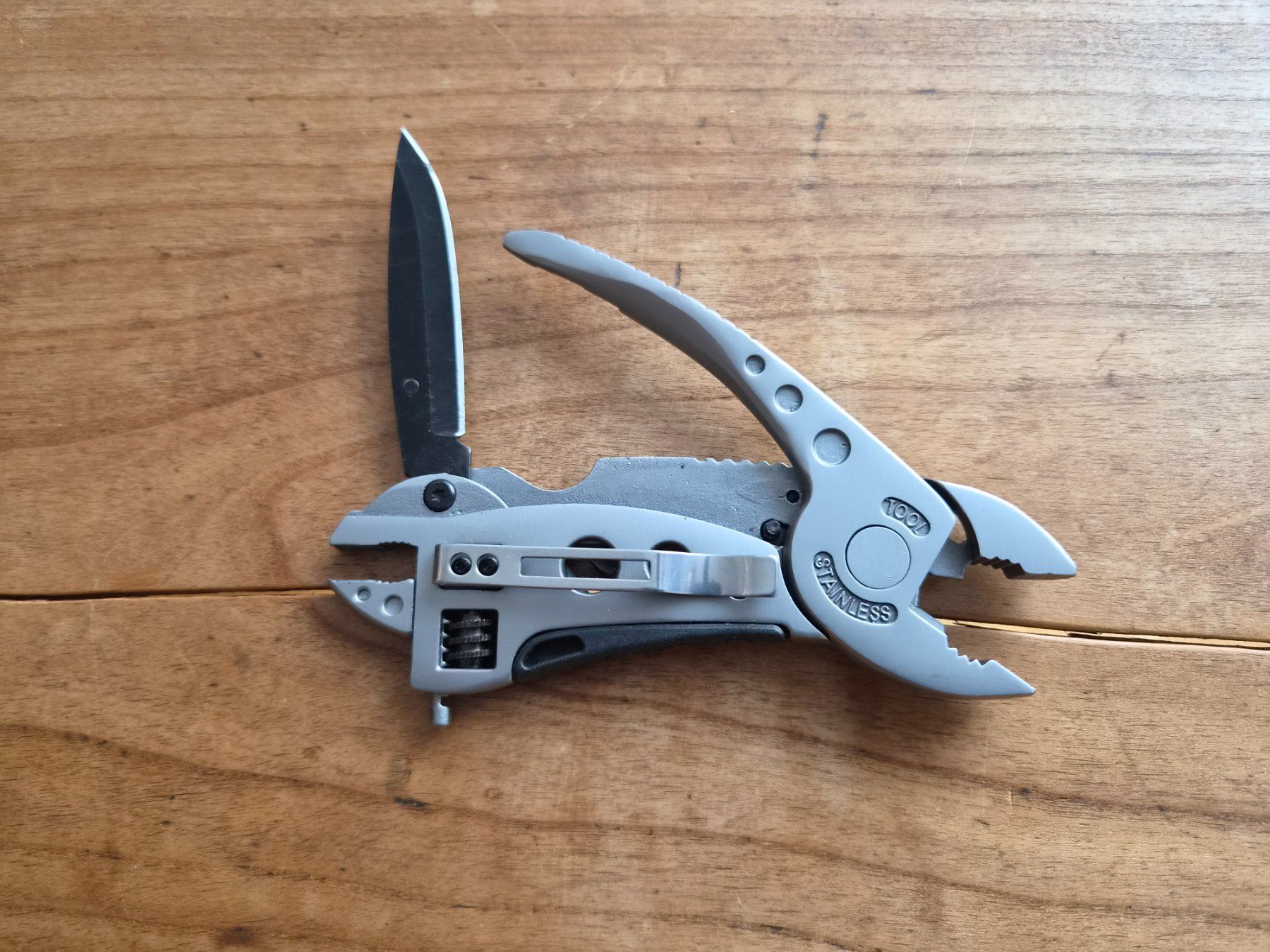 Tutti gli attrezzi: Multi-Tool – Nuovo (secondo la descrizione) da Laupen BE venduto da R11rs 3