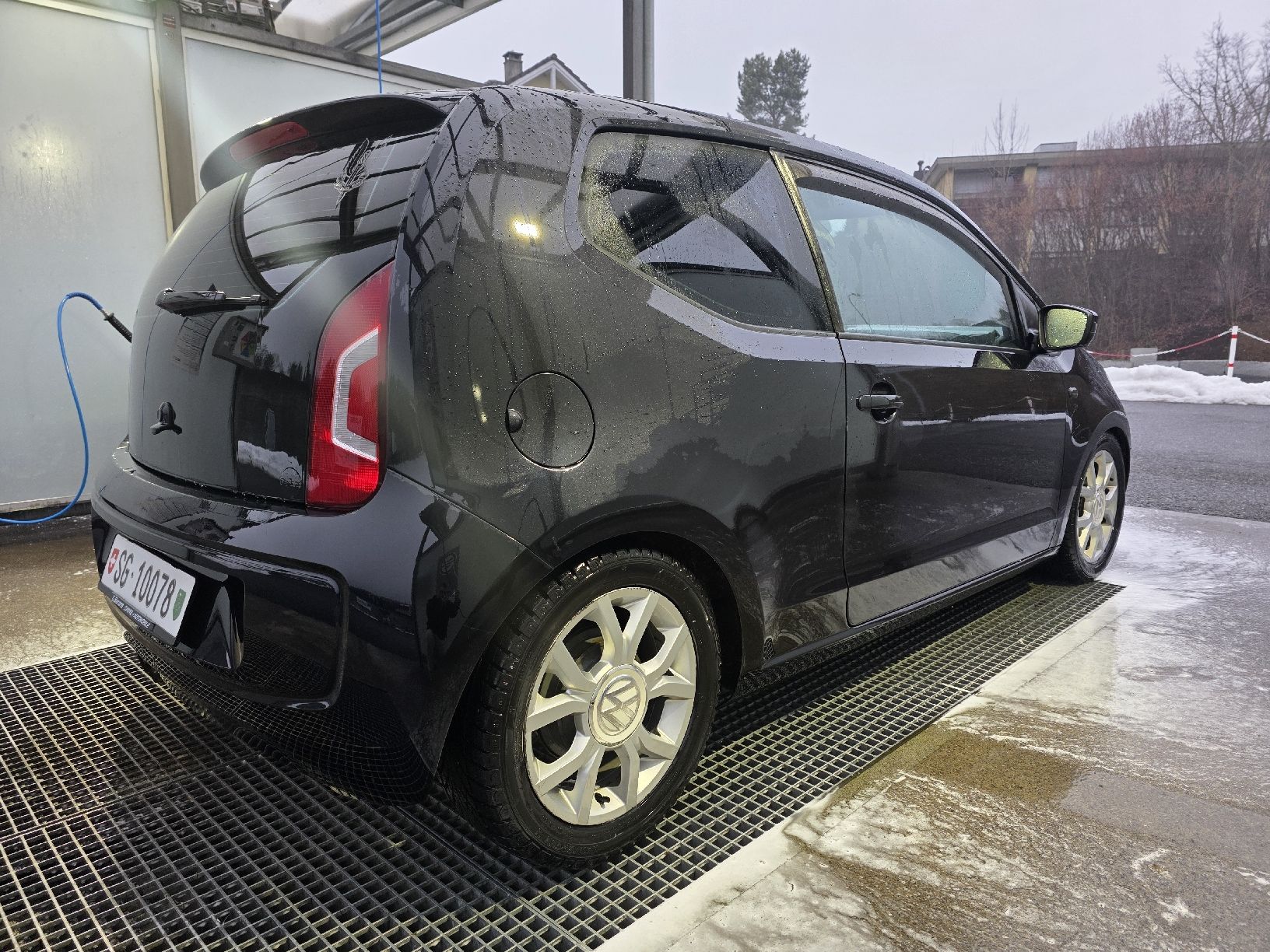 VW Automobili: VW UP 1.0  – Usato da Häggenschwil venduto da Iwingman 2