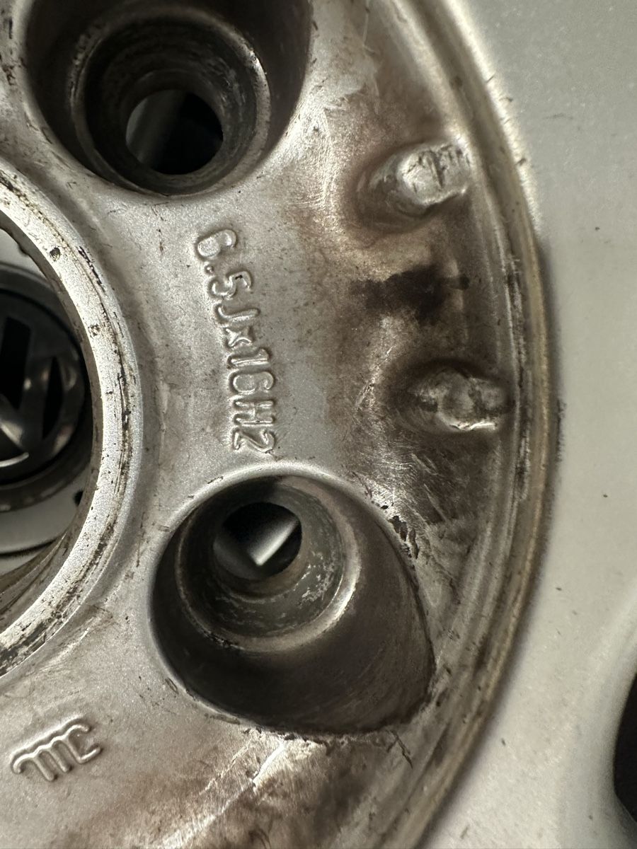 Volkswagen Cerchioni: Gokf 5 felgen Orginal – Usato da Horgen venduto da llozani84 3
