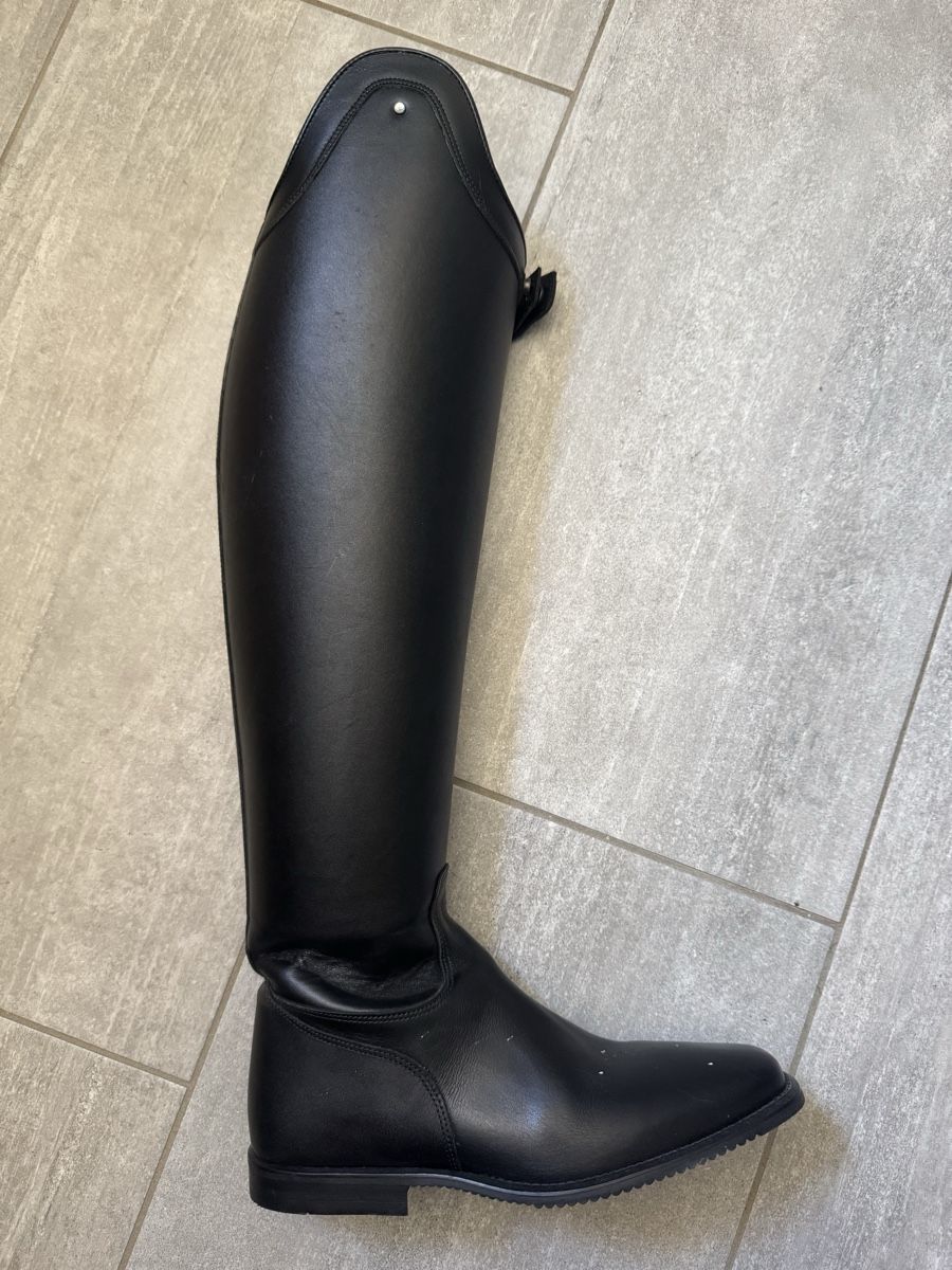 Damenschuhe: Neue Wunderschöne Reitstiefel – Neu (gemäss Beschreibung) aus Wenslingen von lea_8n67