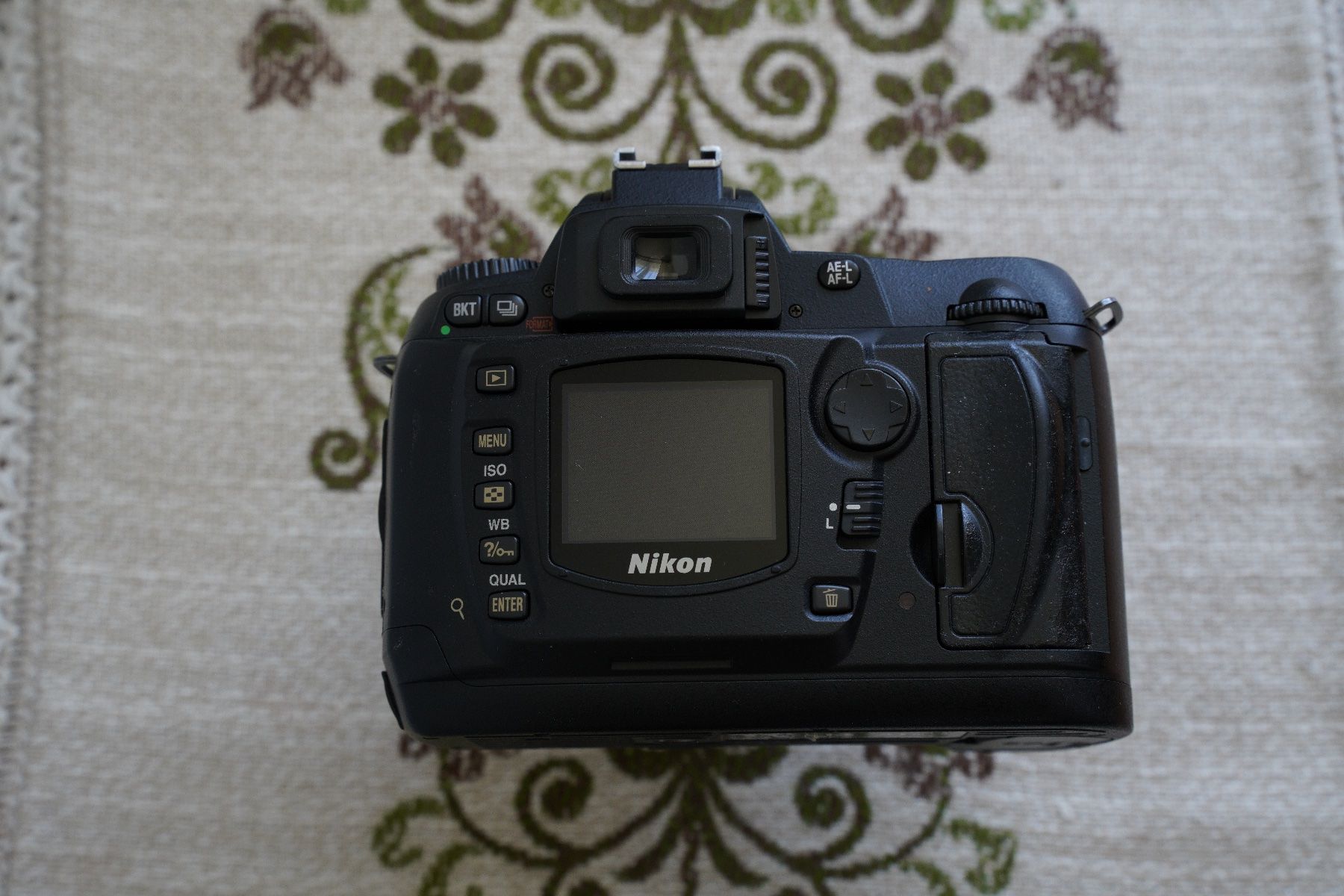 Nikon Fotocamera: Nikon D70 - 35-70mm 1:3.3-4.5 – Difettoso da Dagmersellen venduto da sim_zqh8 6