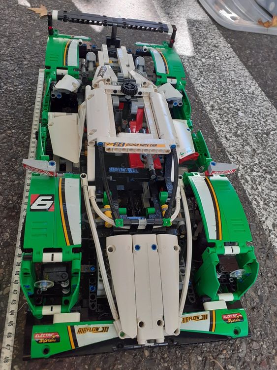 Voitures modèles: LEGO Technic 24 Hour Race Car 42039 – D'occasion à Zürich par Crocuda