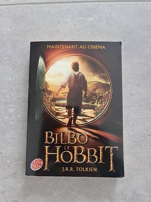 Libri: Bilbo le Hobbit – Usato da L'Orient venduto da eug_pqj5