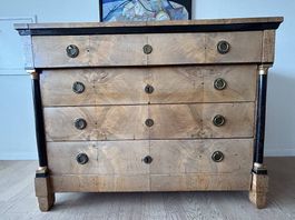 Biedermeier-Kommode