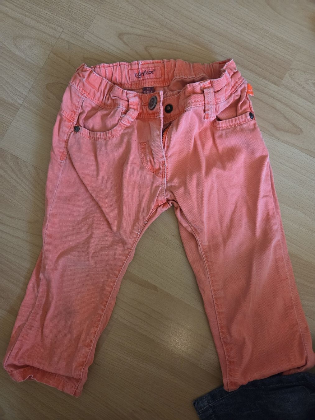 Lotti & Set di vestiti: Hose und Strampler Set, Grösse 80 – Usato da Staad SG venduto da wk100 1