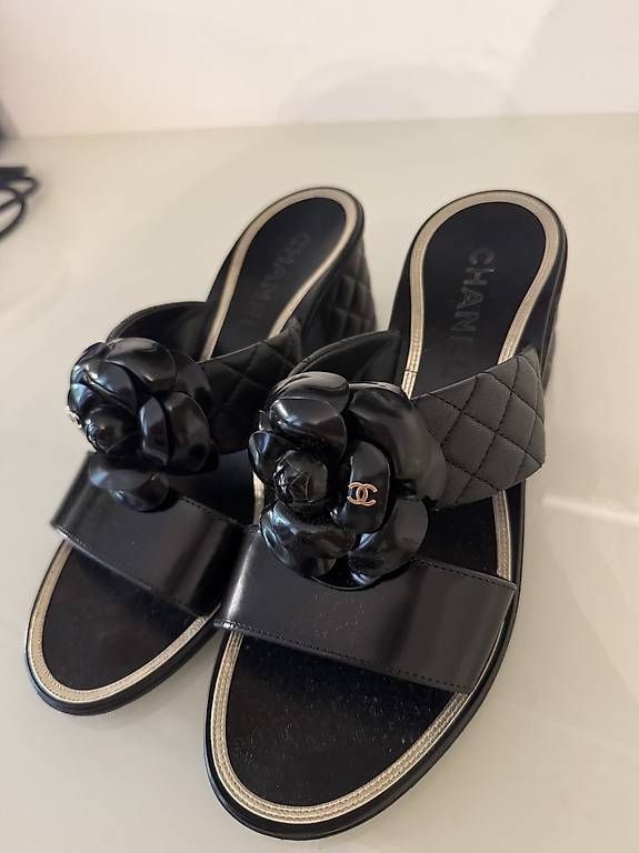Chanel Scarpe da donna: Sandali col tacco Chanel – Usato da lugano venduto da xen_q9zz 1