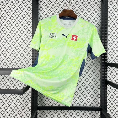 Fussball Trikot Schweiz Grösse L neu