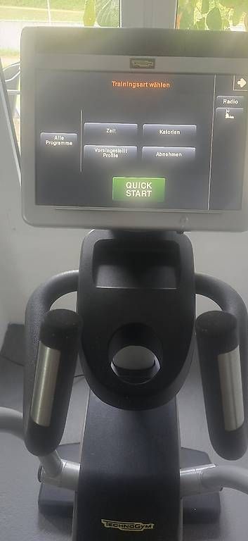 Hometrainer: Technogym Crossover 700 – Usato da Holderbank AG venduto da matthias338 3