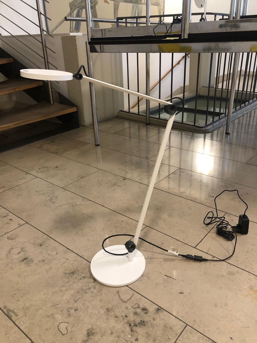 Lampade: Tischleuchte Waldmann, Lavigo, 87W, weiss – Usato da Liebefeld venduto da heblow