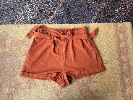kurze Stoffhose