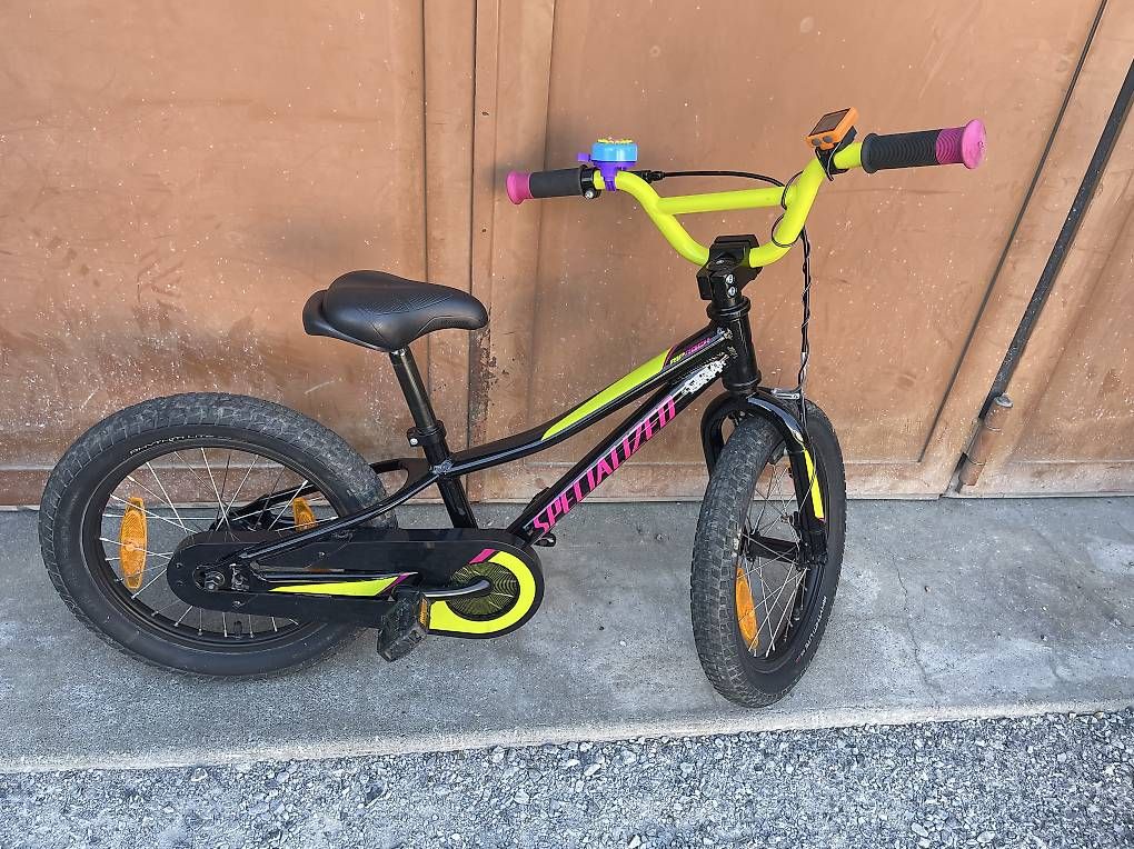 Biciclette: 16" Kindervelo Fahrrad Specialized  – Usato da Bilten venduto da Calibankevin 1