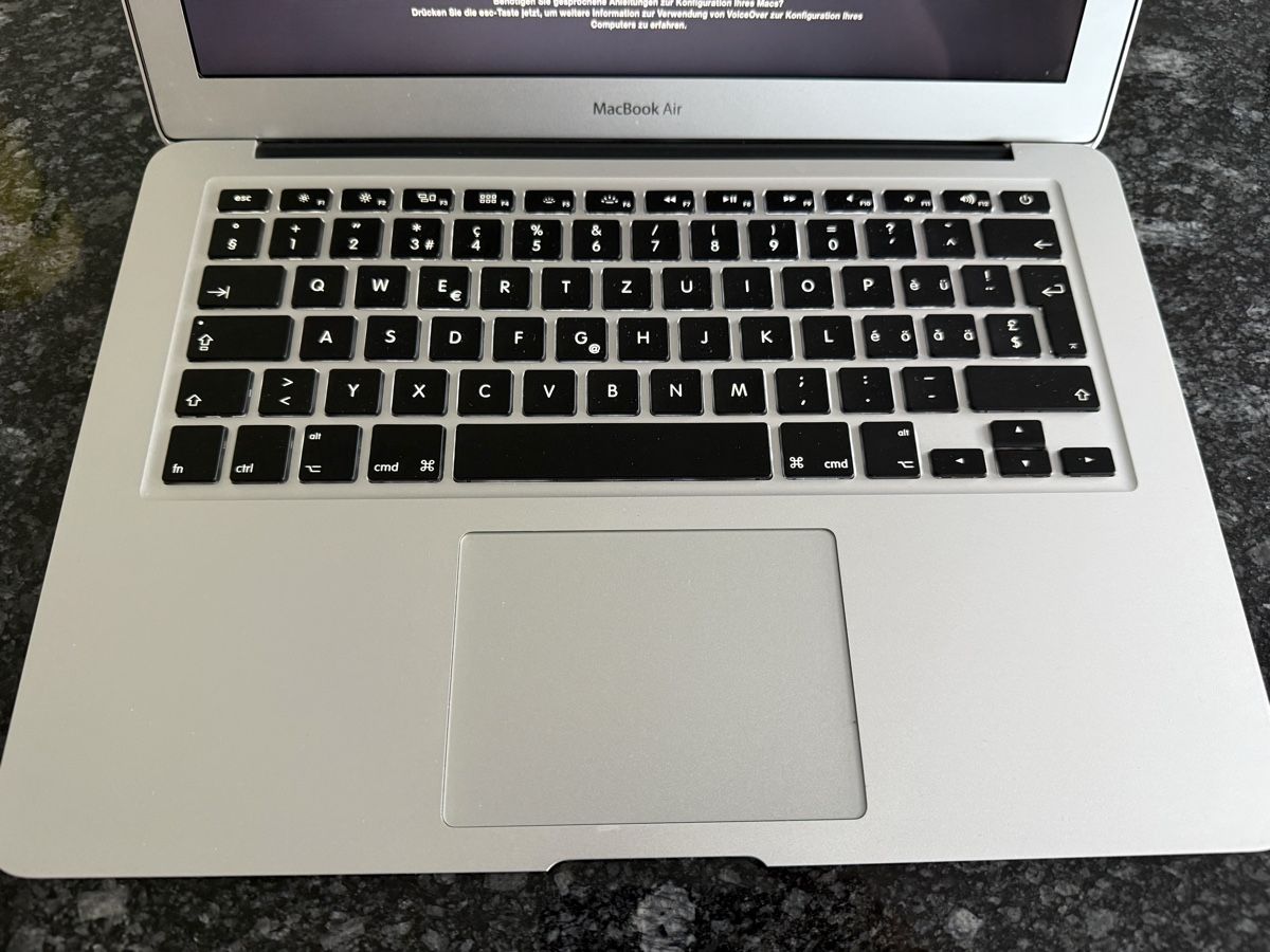Apple Notebook: Apple MacBook Air 13“ 2015 – Usato da Subingen venduto da mle_75kc 3